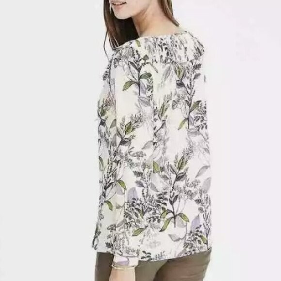 Banana Republic Asymmetrical Pleated Collar Long Sleeve Blouse Floral Petite M - Picture 3 of 16